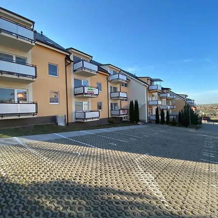 Apartment Apartments Monty Podhajska *