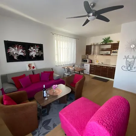 Apartments Monty Podhajska Apartment *