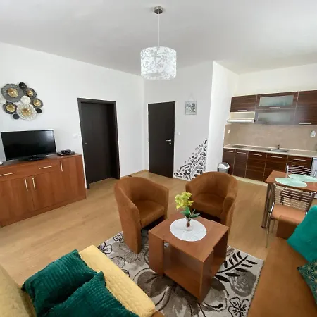 Apartments Monty Podhajska Apartment